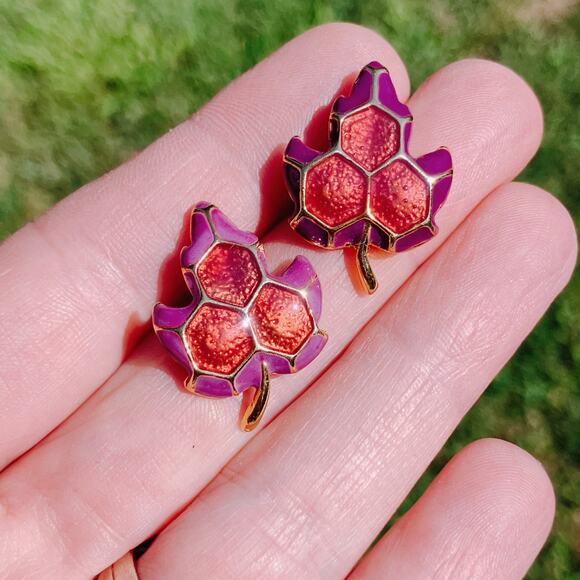 Modern Earrings Enamel Leaf Stud Gold Tone Graphic Color Block 2010-2020 - Picture 2 of 12